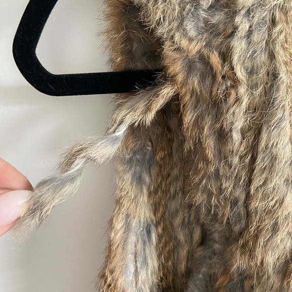 Genuine Rabbit Fur Vest - Picture 7 of 7